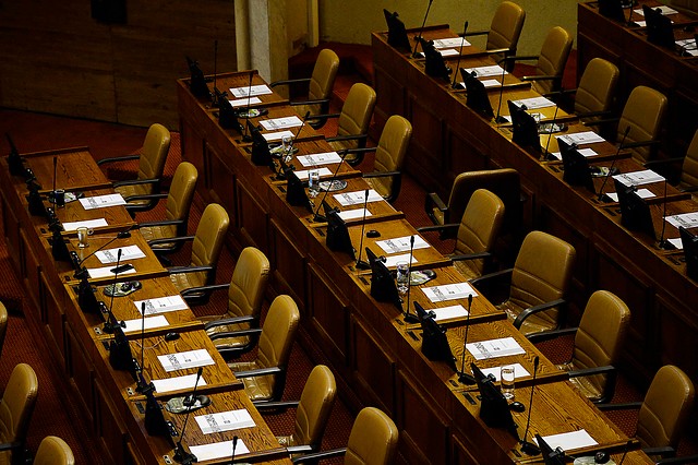 Diputados reelectos triplican el ausentismo de los nuevos parlamentarios en medio del descontento ciudadano