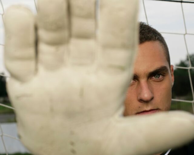 Arquero Vozinha retrasa su llegada a Colo Colo por trámites de documentación