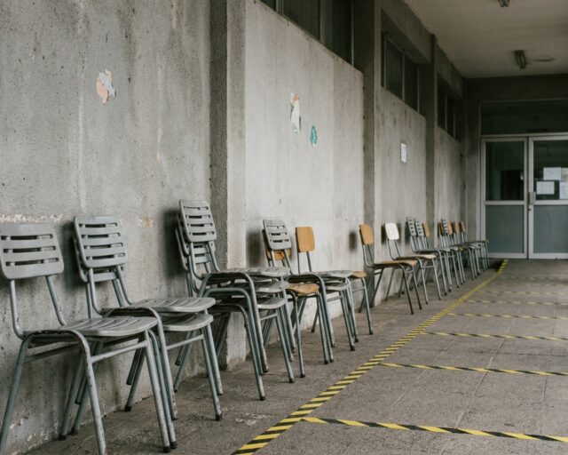 Desempleo en Chile alcanza 9,4%, el nivel más alto en 15 años fuera de pandemia