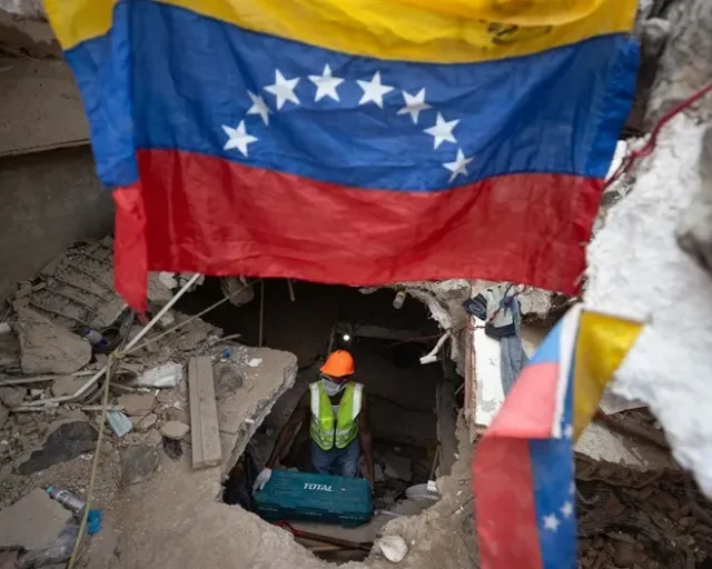 Dos terremotos que pusieron al descubierto el fracaso institucional