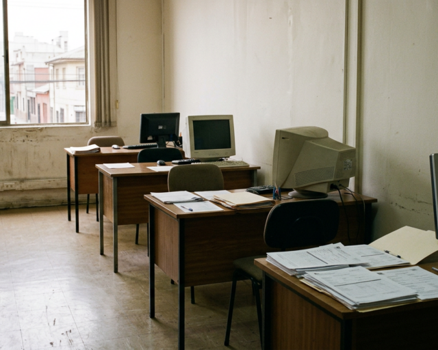 Despidos por necesidades de la empresa bajan por primera vez desde 2021