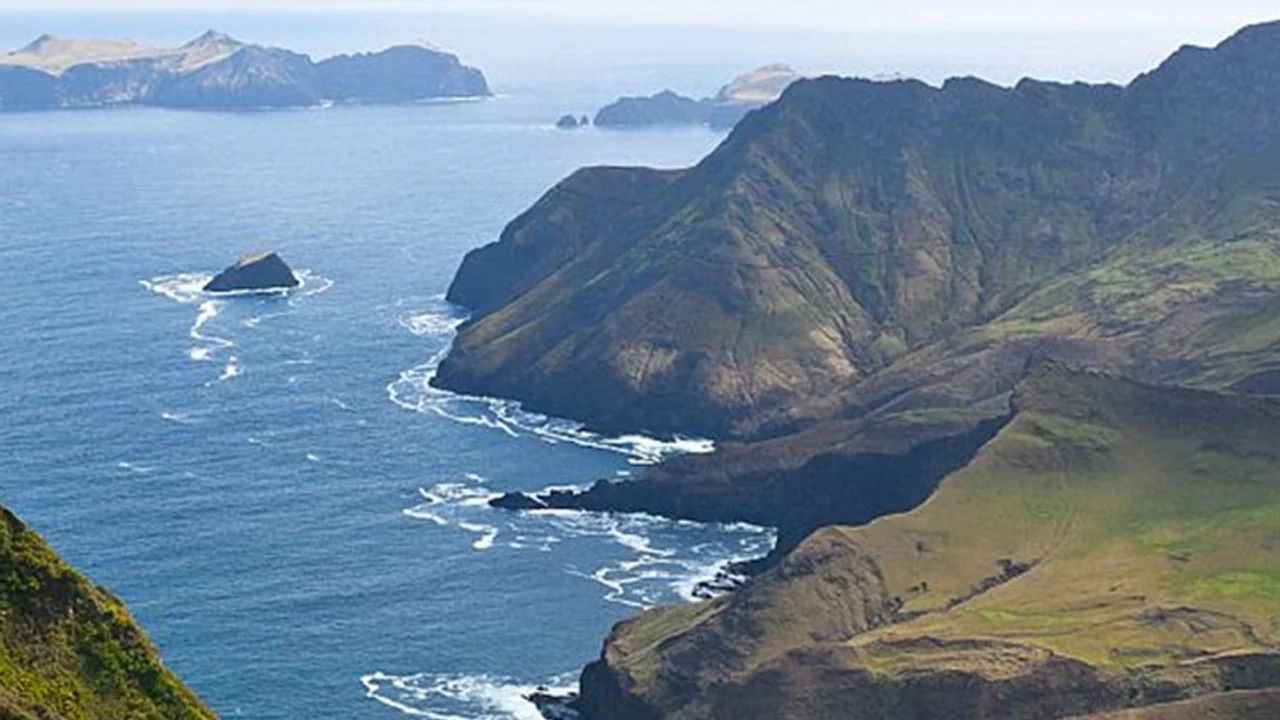 Archipiélago Juan Fernández: El santuario del Pacífico donde la naturaleza y la leyenda se encuentran
