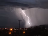 Sigue la inestabilidad en la zona central: pronostican regreso de precipitaciones y probables tormentas eléctricas para hoy