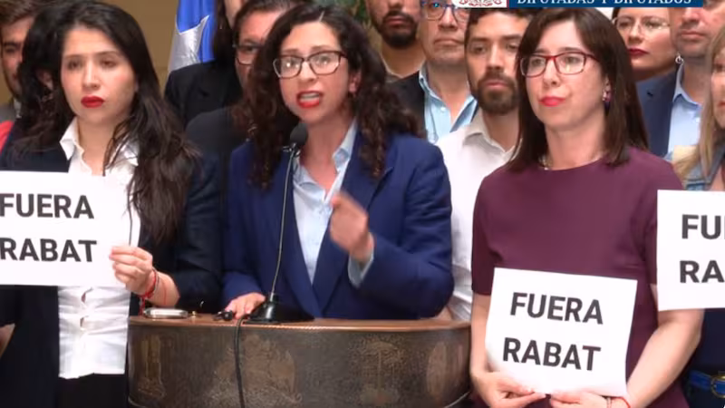 Oposición anuncia acusación constitucional contra el ministro de Justicia