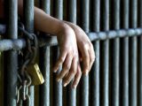La justicia de espaldas a las víctimas: el 75% de los condenados por delitos sexuales contra niños cumple su pena en libertad mientras el gobierno firma decretos de rebaja