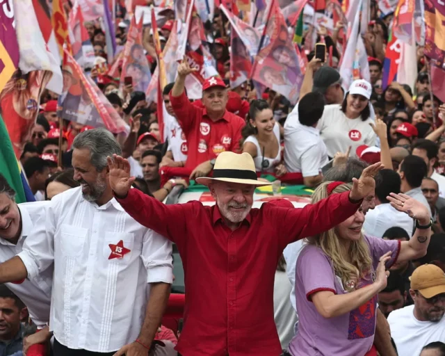 Lula da Silva firma una remontada histórica y consolida su reelección tras vencer a Bolsonaro