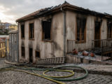 Incendio en edificio de Reñaca Alto moviliza a Bomberos de Viña del Mar