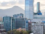 Consultora señala que inversionistas extranjeros esperan señales antes de aumentar inversiones