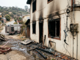 Incendio afectó cuatro viviendas en Cerrillos y movilizó veinte unidades de bomberos