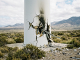 PDI investiga ataque incendiario a torre de Parque Eólico Cancura en Angol