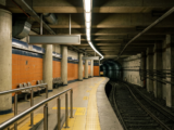 Metro cierra 10 estaciones de Línea 1 por emergencia médica
