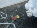 Fiscalía investiga homicidio de hombre baleado en Estación Central