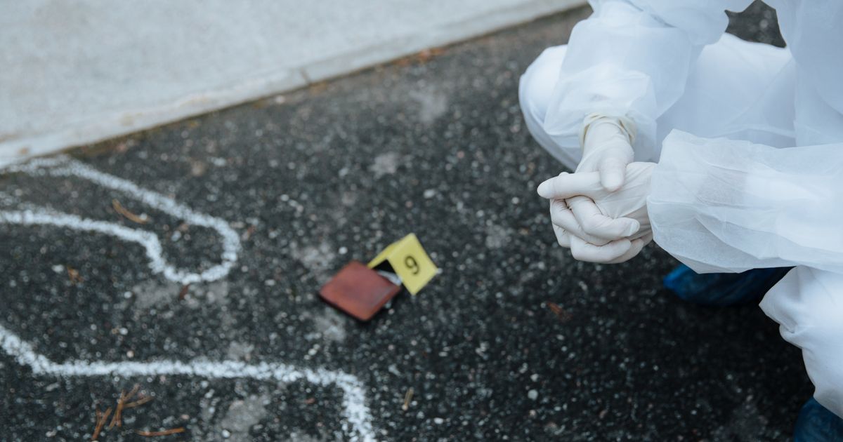 Fiscalía investiga homicidio de hombre baleado en Estación Central