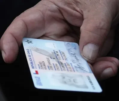 Contraloría detecta graves irregularidades en la entrega de cédulas de identidad a extranjeros en la Región de O’Higgins
