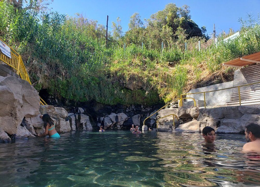 Pica: El oasis del desierto que deslumbra con sus aguas termales, historia y sabores únicos